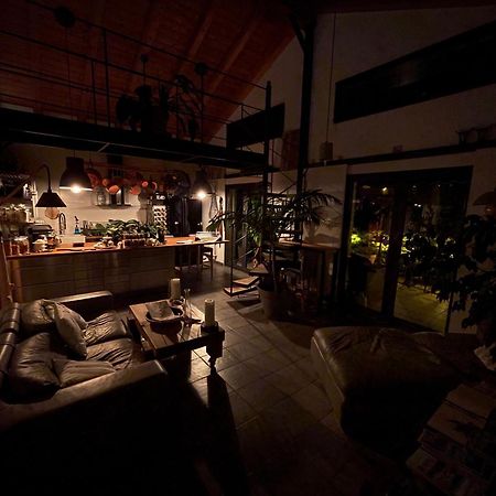 Skylark Bed & Breakfast グラース エクステリア 写真
