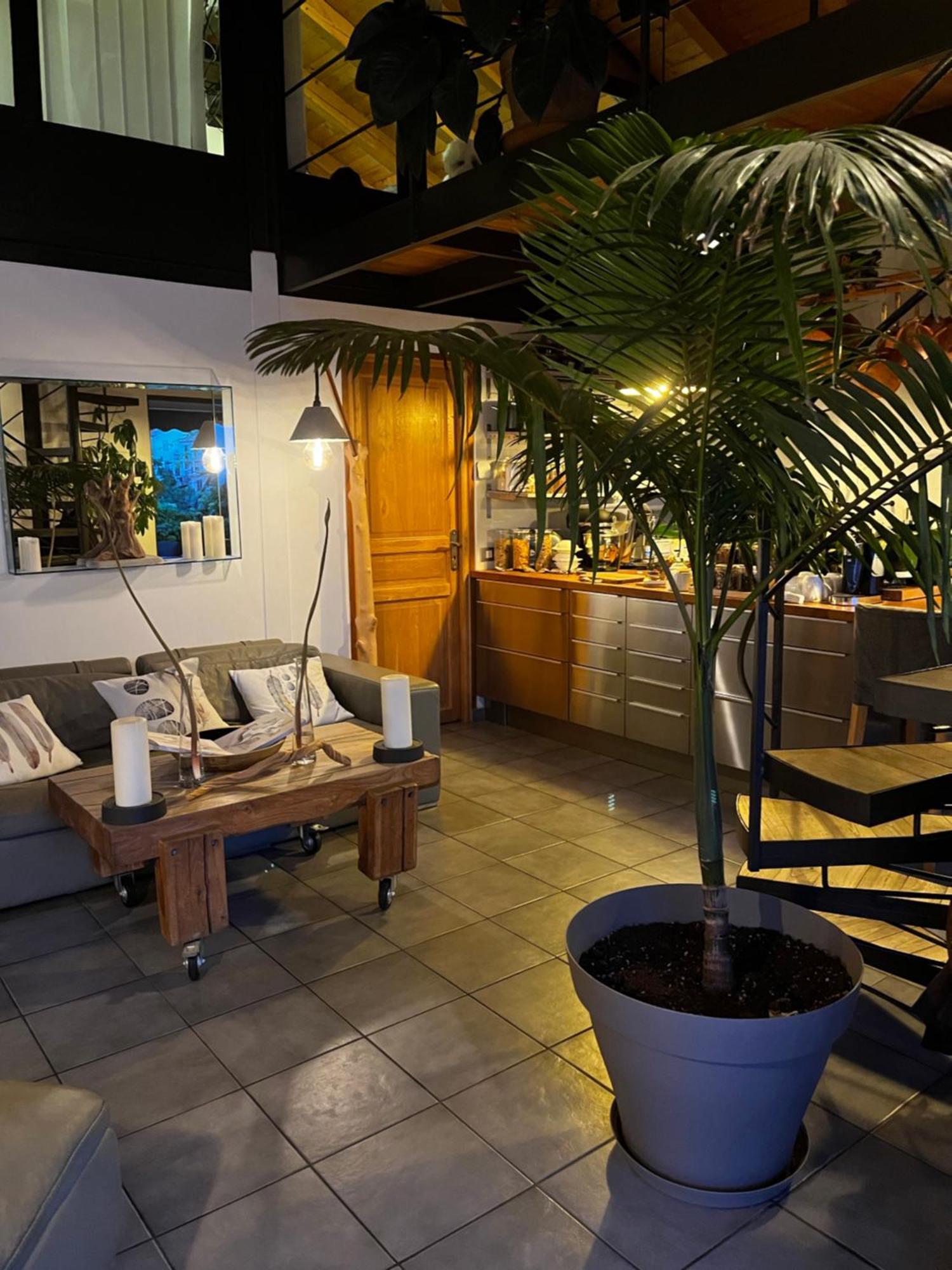 Skylark Bed & Breakfast グラース エクステリア 写真