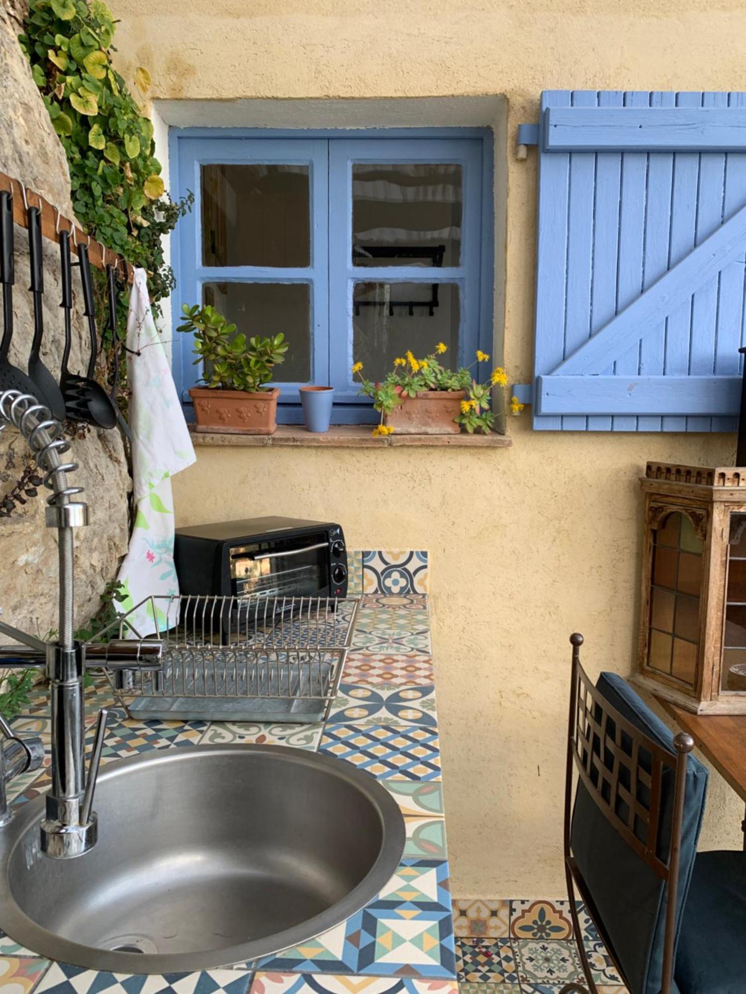 Skylark Bed & Breakfast グラース エクステリア 写真